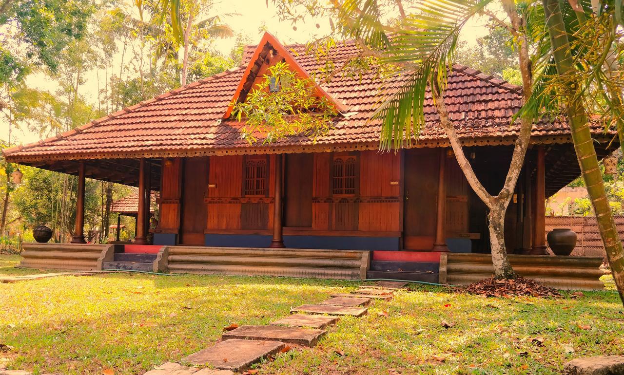 Palathra Heritage Mararikulam Luaran gambar